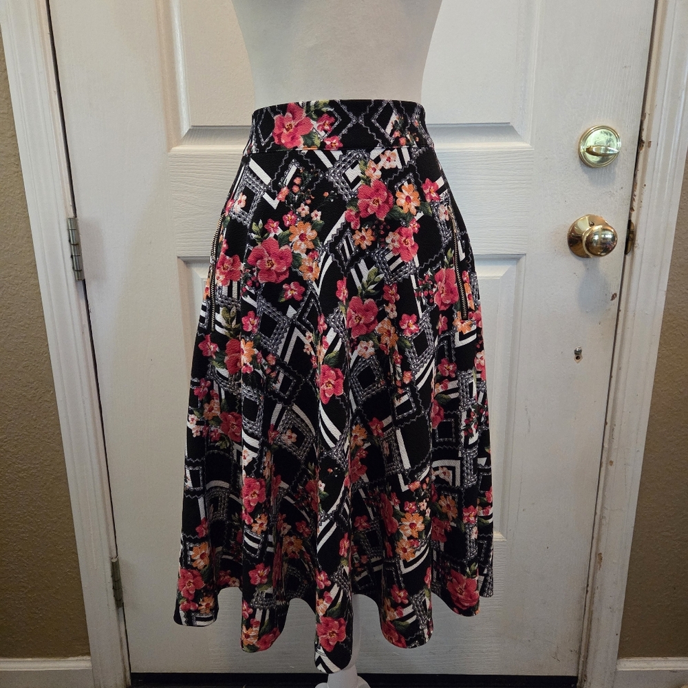 Marilyn Monroe Rockabilly Skirt Black Hot Pink Floral Roses A Line Medium
